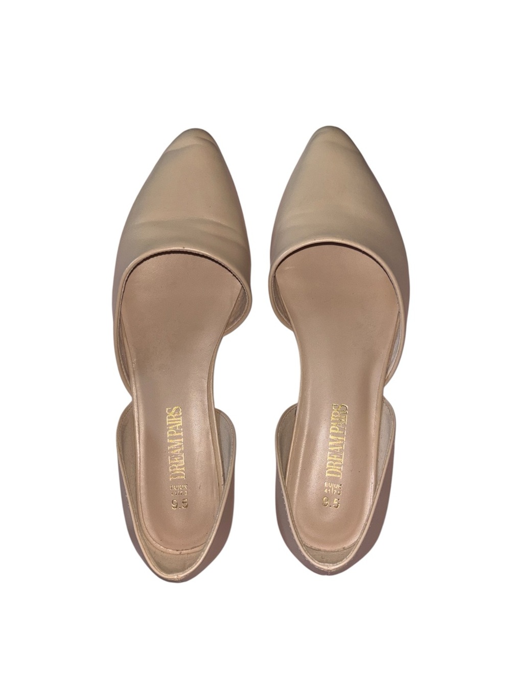 ✨Dream Pairs Women’s Tan Flats Size 9.5✨